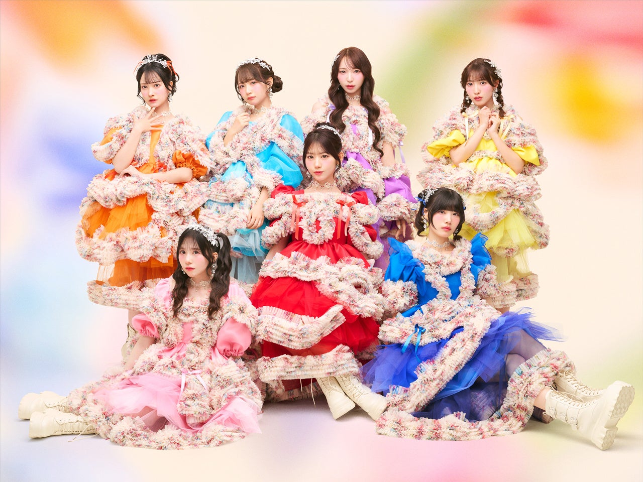 SWEET STEADYの正式配布写真。写真のメンバー構成が全公演で揃う保証ではありません